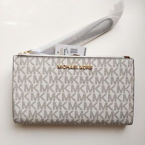NWT Michael Kors Large Double Zip Wristlet in Vanilla